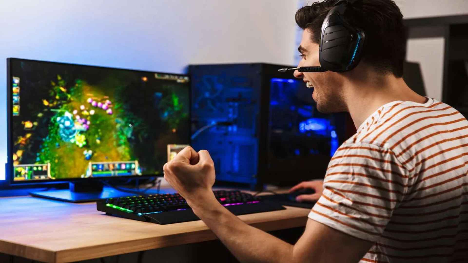 How Flexible Interfaces Can Enhance Online Poker Sessions